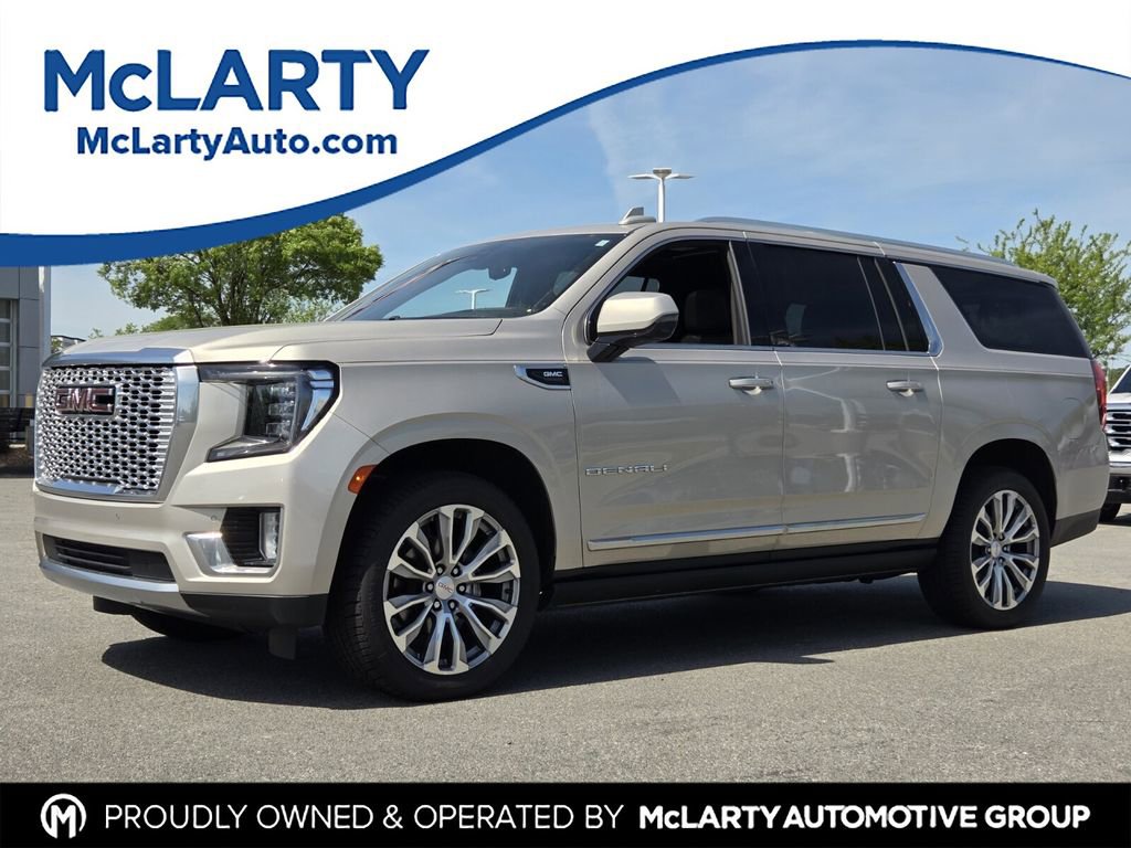 Used 2021 GMC Yukon XL Denali w/ Denali Premium Package image 1