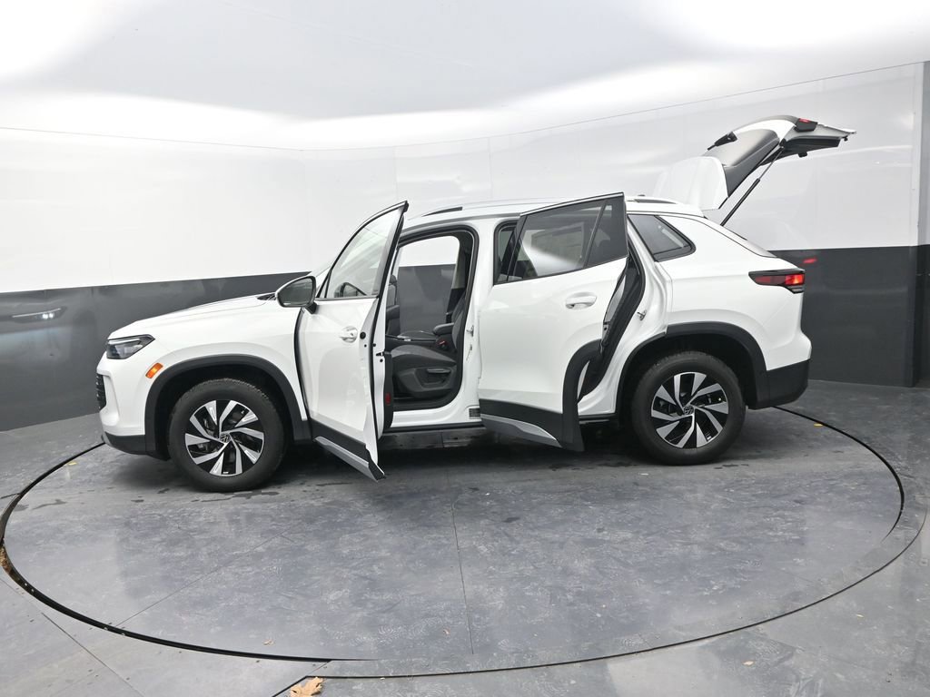 New 2026 Volkswagen Tiguan S AWD/4WD image 32