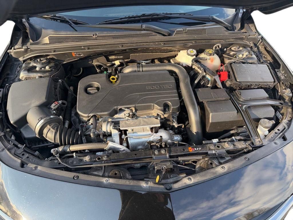 Used 2023 Chevrolet Malibu LT w/ Redline Edition image 29