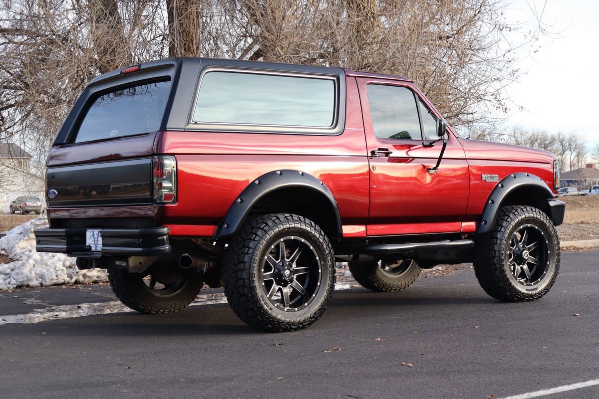 Used 1993 Ford Bronco XLT image 5