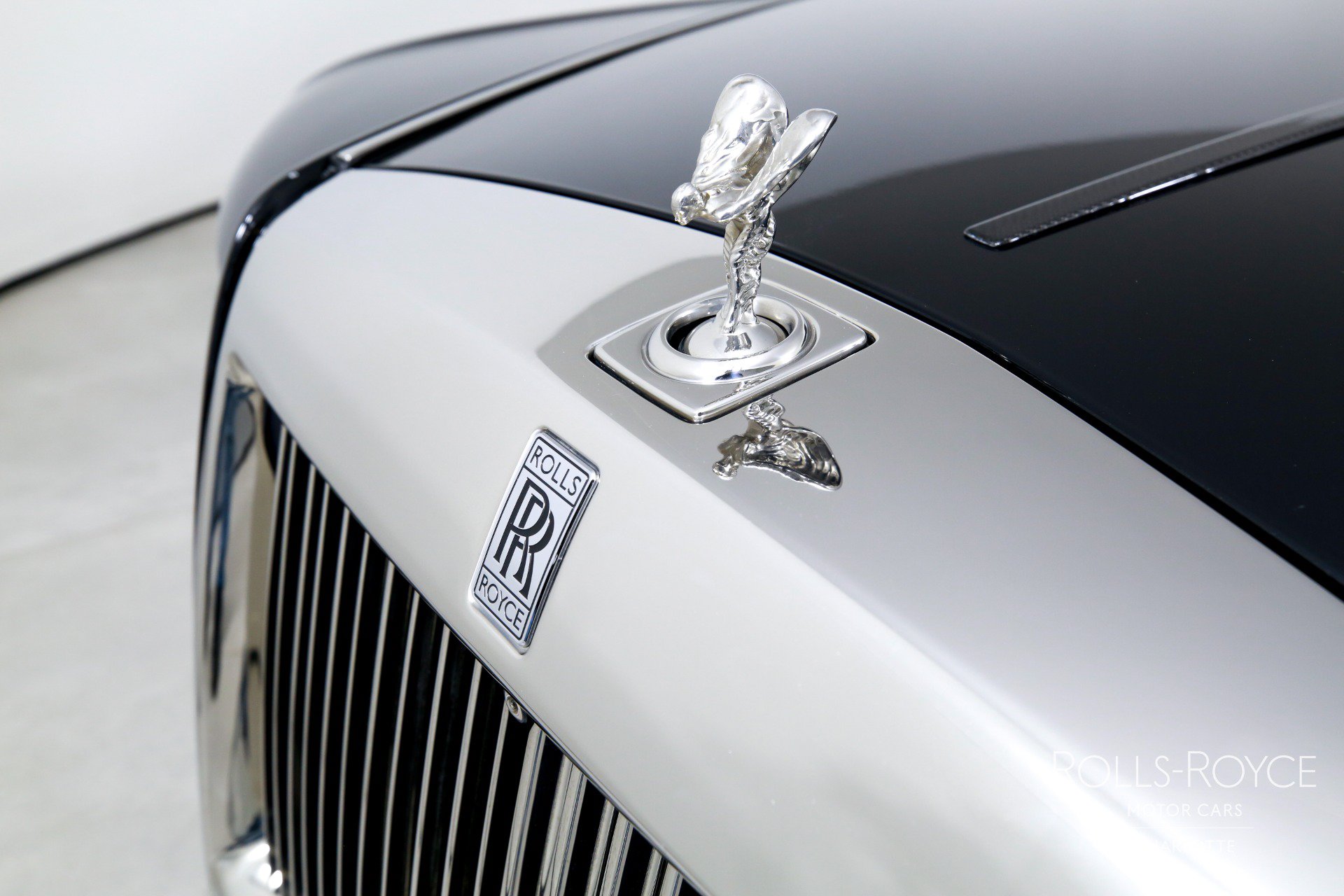 Used 2018 Rolls-Royce Phantom Sedan image 48