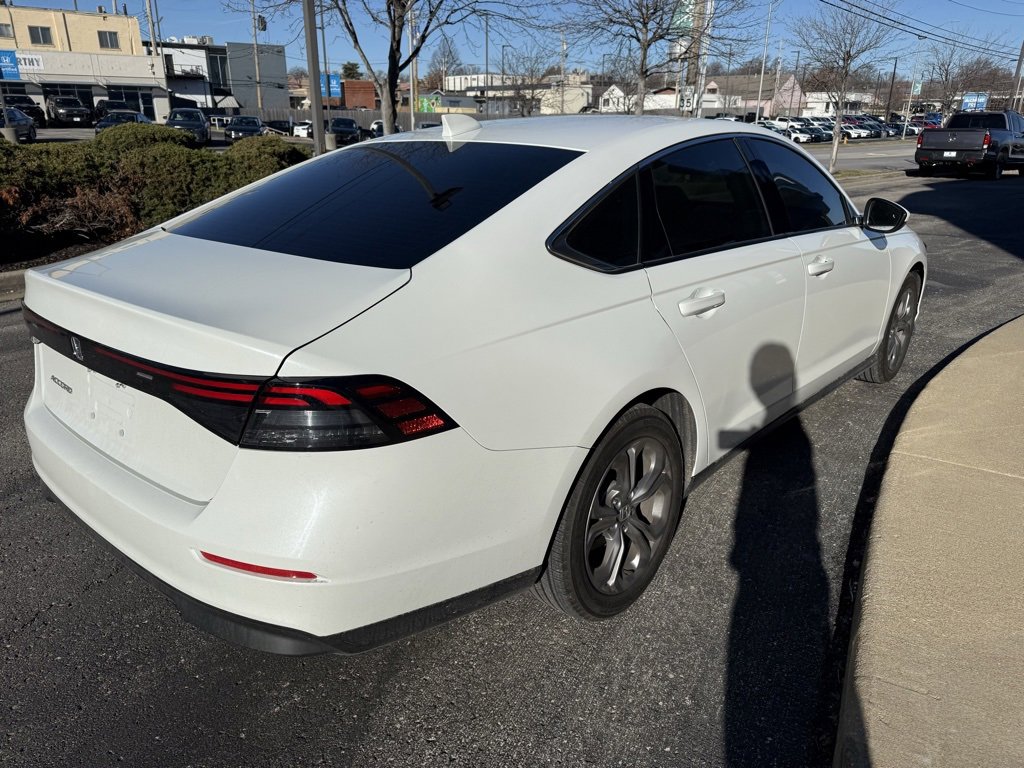 Used 2024 Honda Accord EX image 11