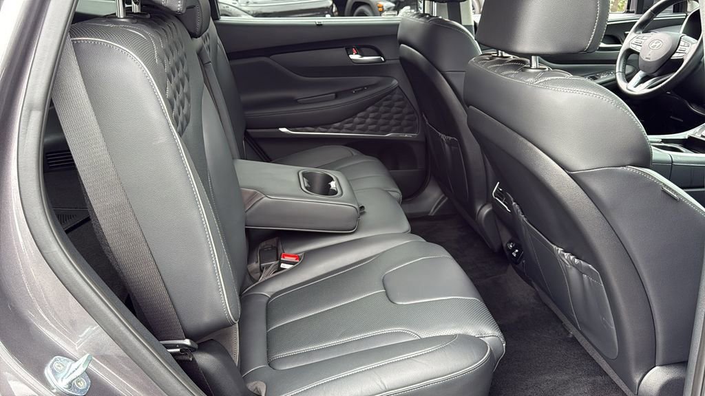 Used 2022 Hyundai Santa Fe Limited image 32