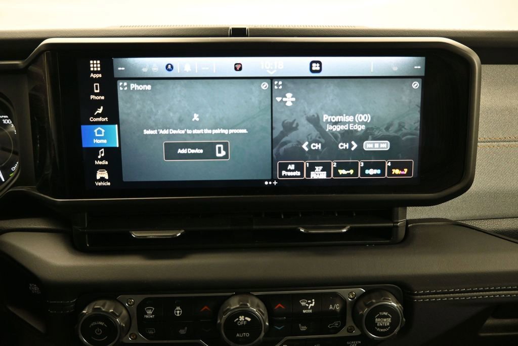 Used 2025 Jeep Wrangler Unlimited Sahara w/ Safety Group AWD/4WD image 19