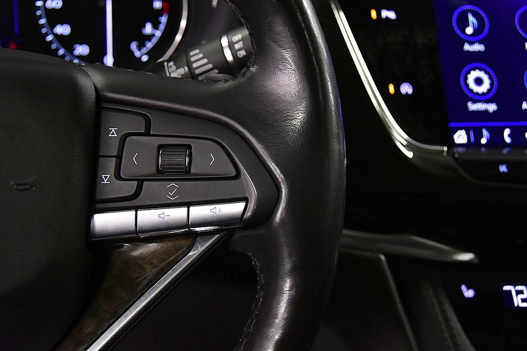 Used 2021 Cadillac XT6 Premium Luxury image 20