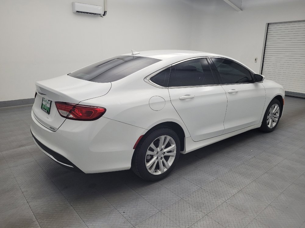 Used 2016 Chrysler 200 Limited Platinum image 10