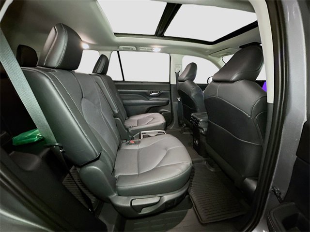 New 2026 Toyota Grand Highlander Limited image 32