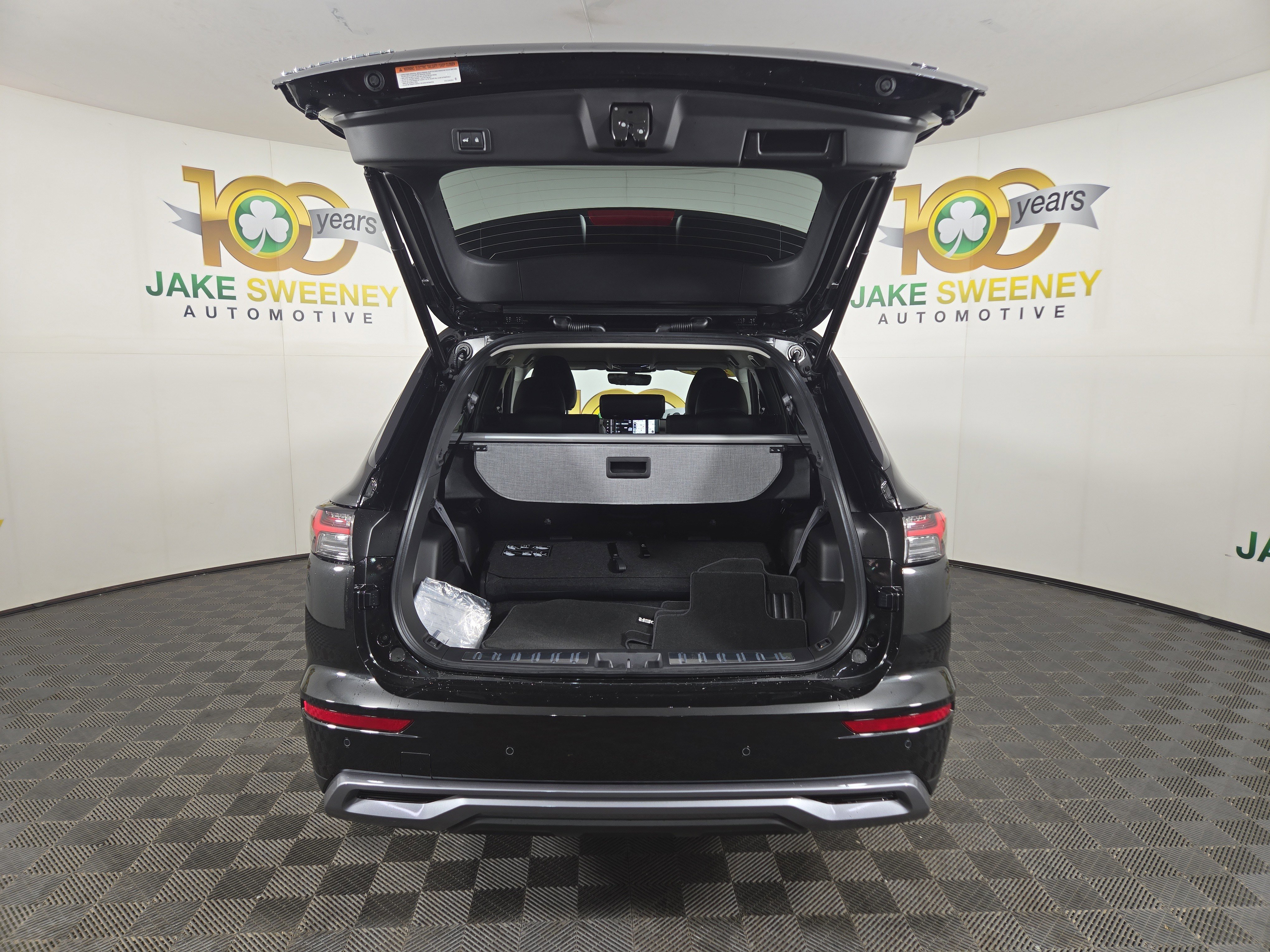 New 2026 Mitsubishi Outlander SE image 33