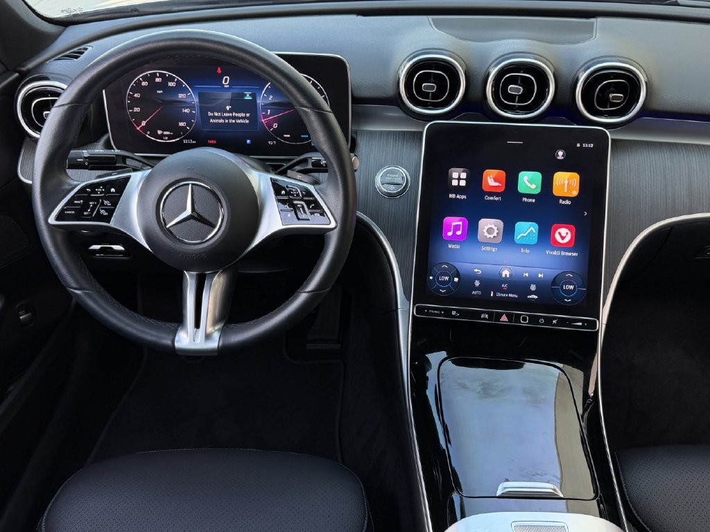 Used 2025 Mercedes-Benz C 300 Sedan image 11
