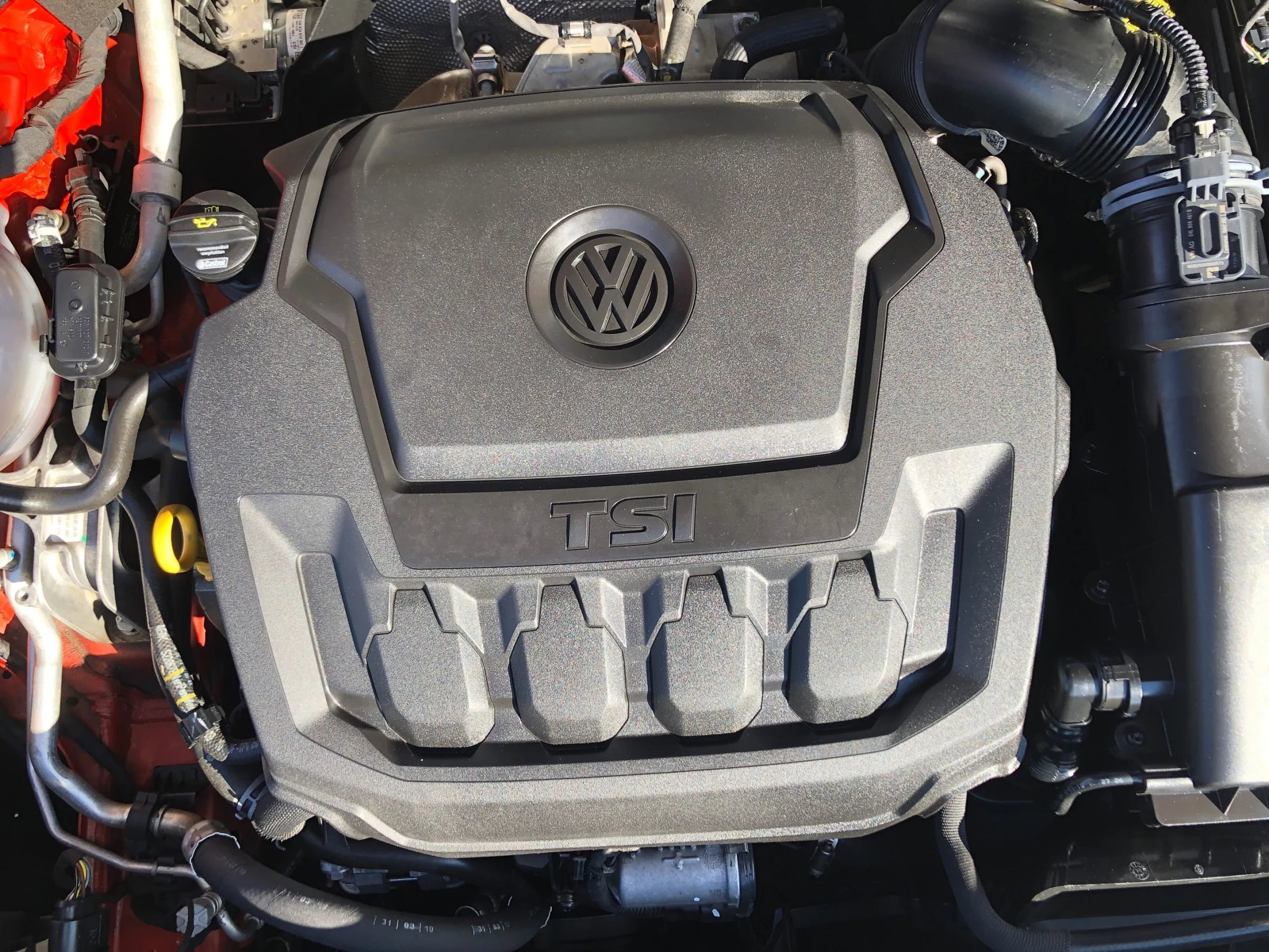 Used 2019 Volkswagen Tiguan SEL image 17