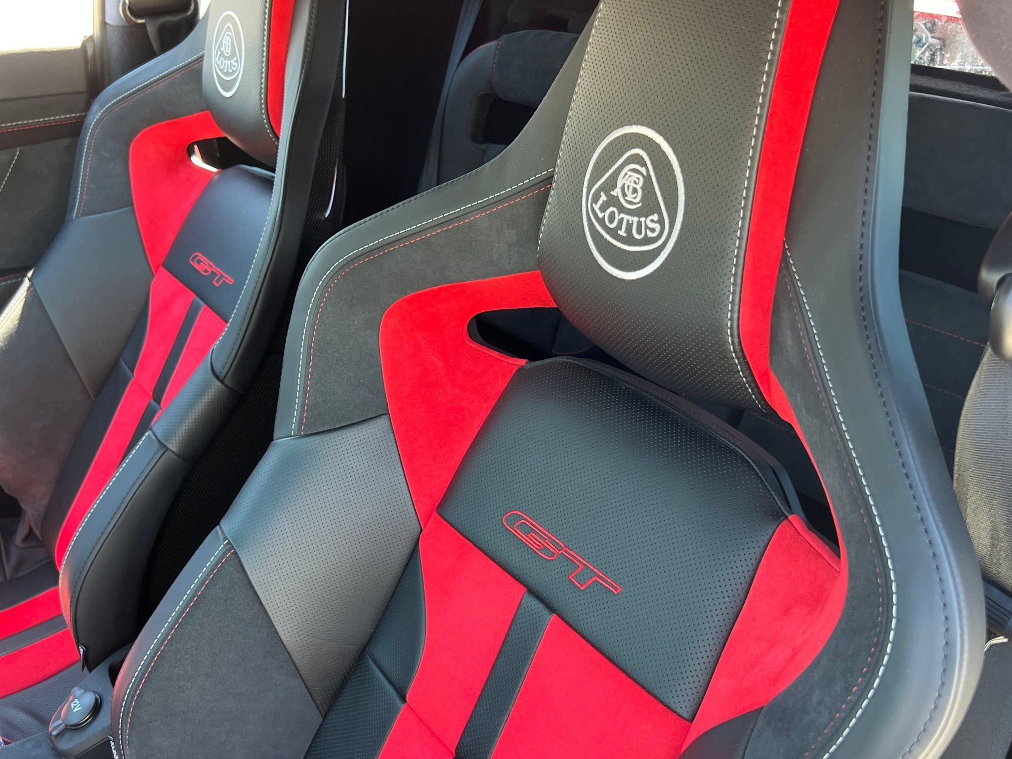 Used 2021 Lotus Evora RWD image 18