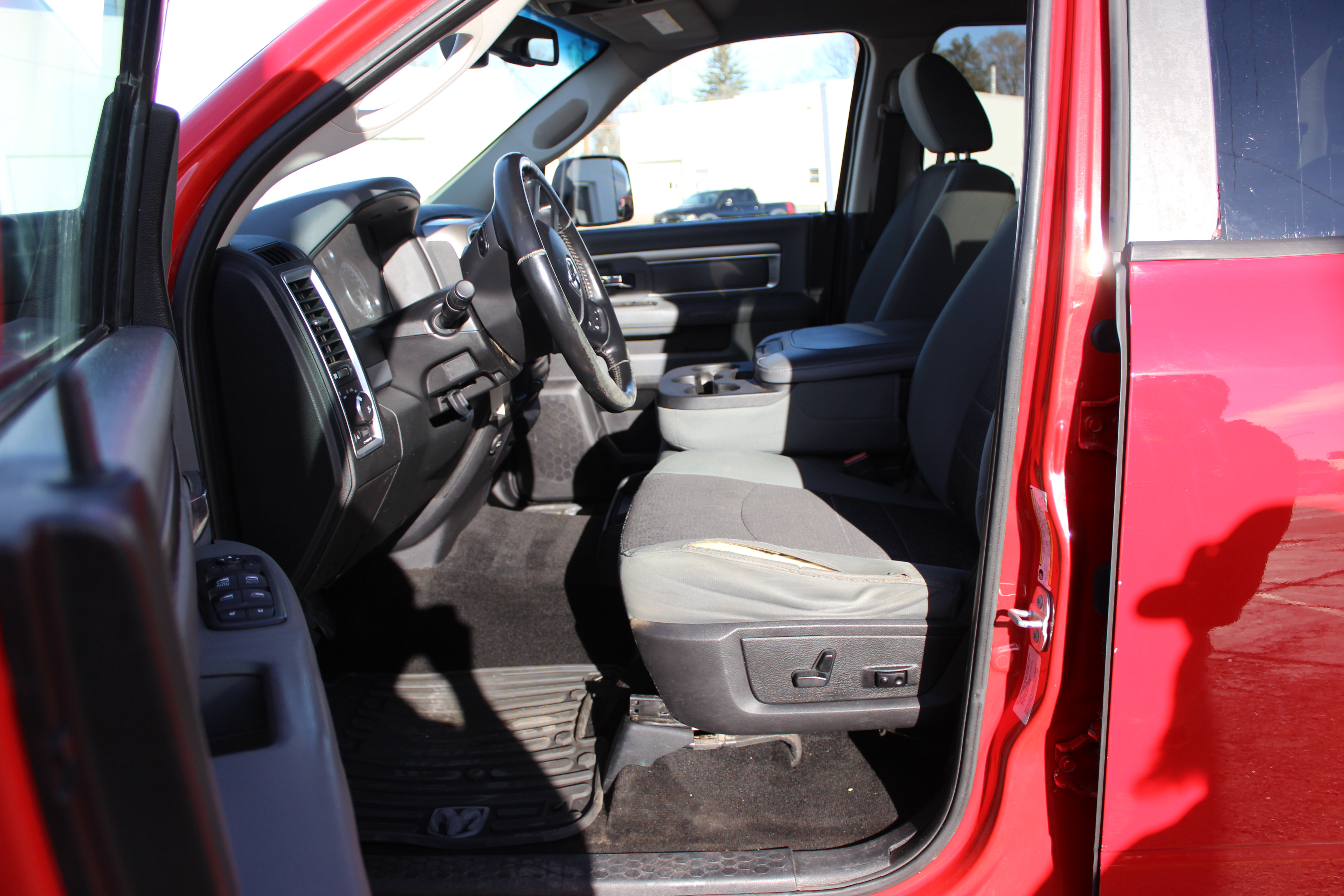 Used 2016 RAM 2500 Big Horn image 23