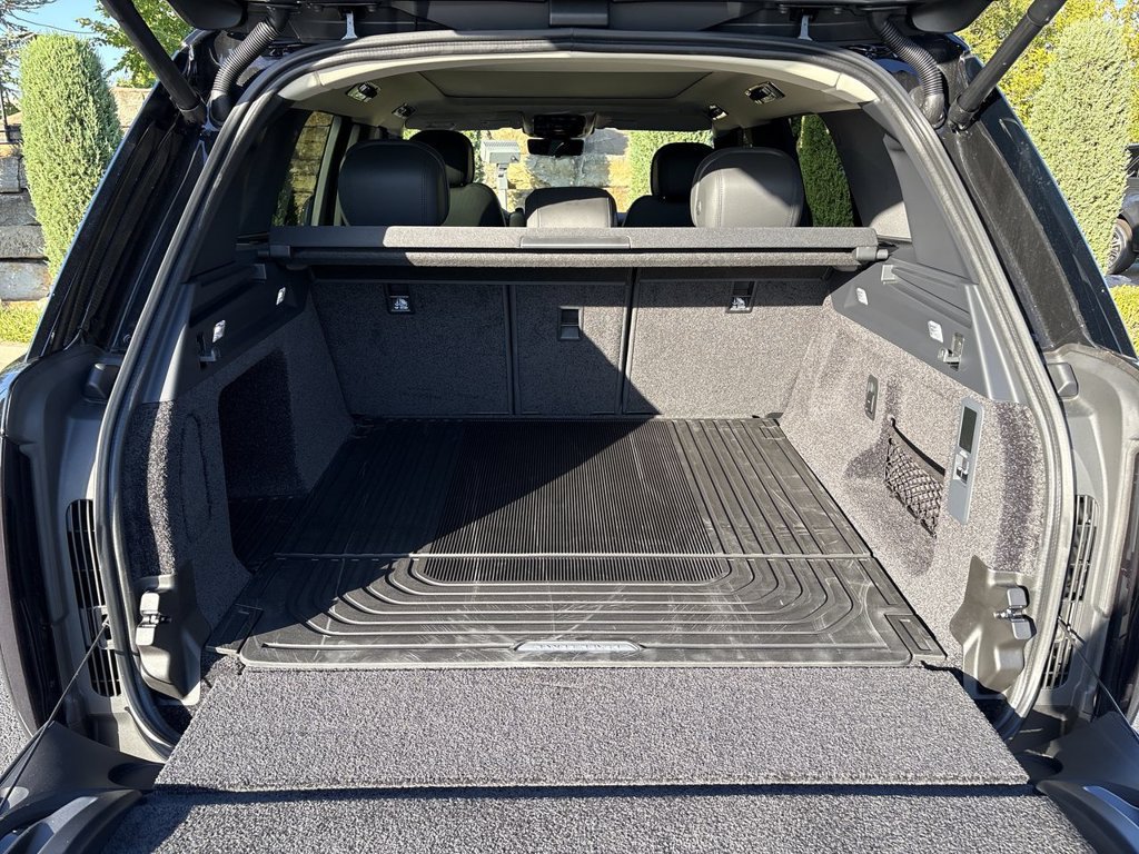 New 2027 Land Rover Range Rover SE AWD/4WD image 18