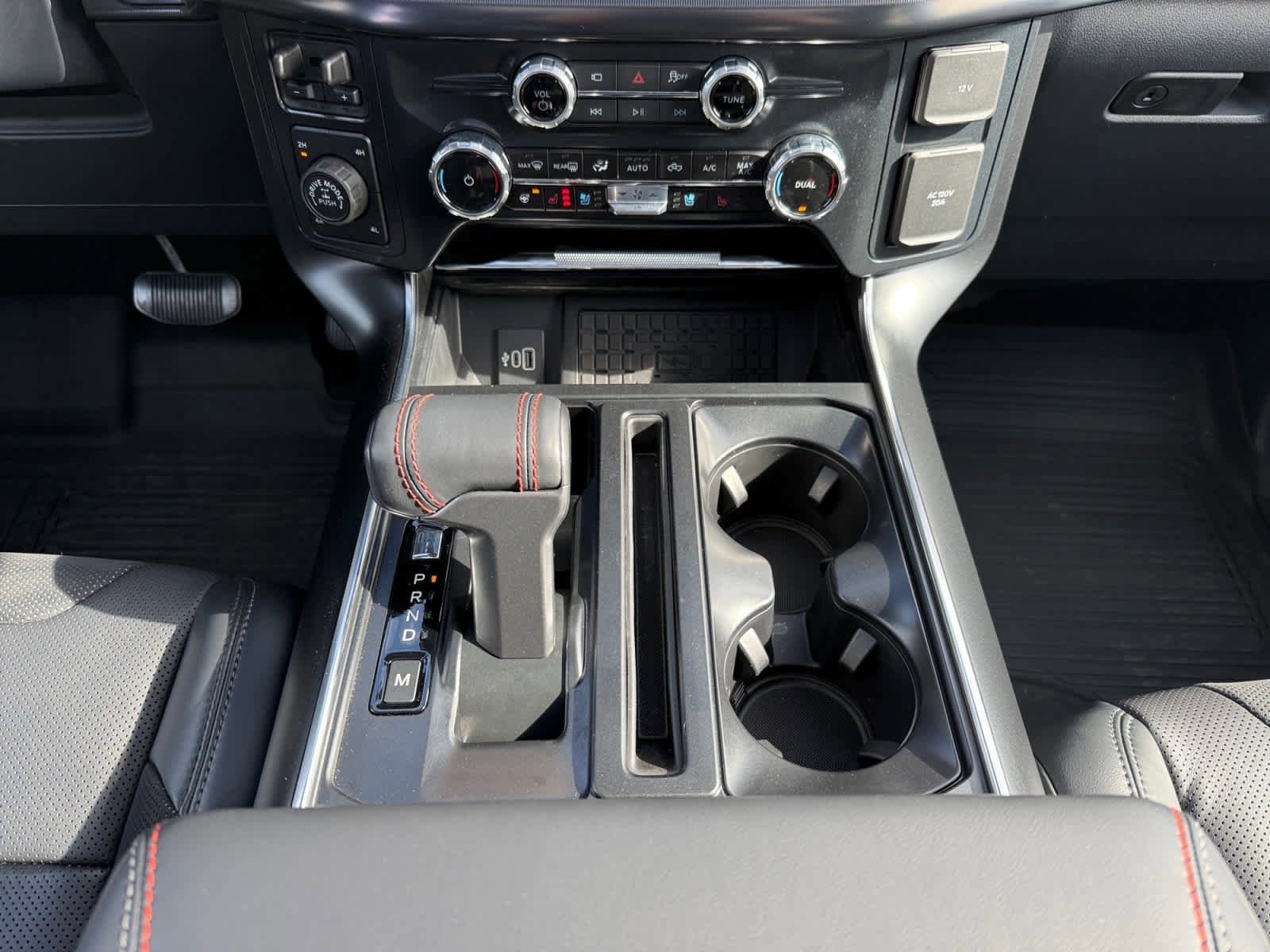 Used 2025 Ford F150 Raptor image 15