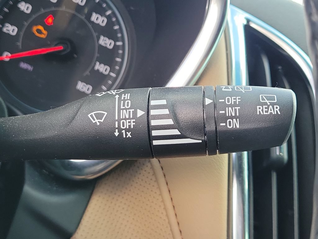 Used 2024 Chevrolet Equinox Premier AWD/4WD image 29