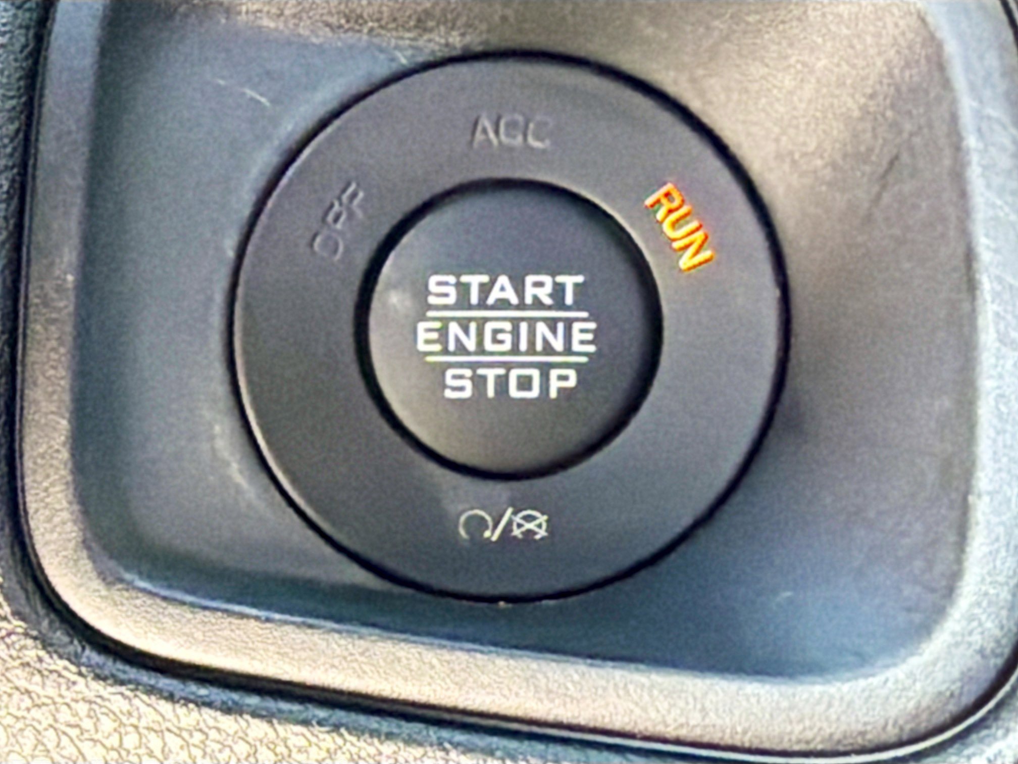 Used 2024 Jeep Wrangler Unlimited AWD/4WD image 35
