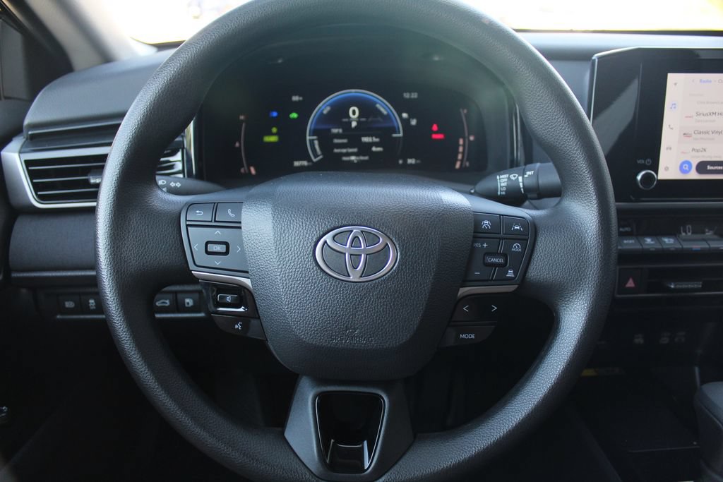 Used 2025 Toyota Camry LE FWD image 22
