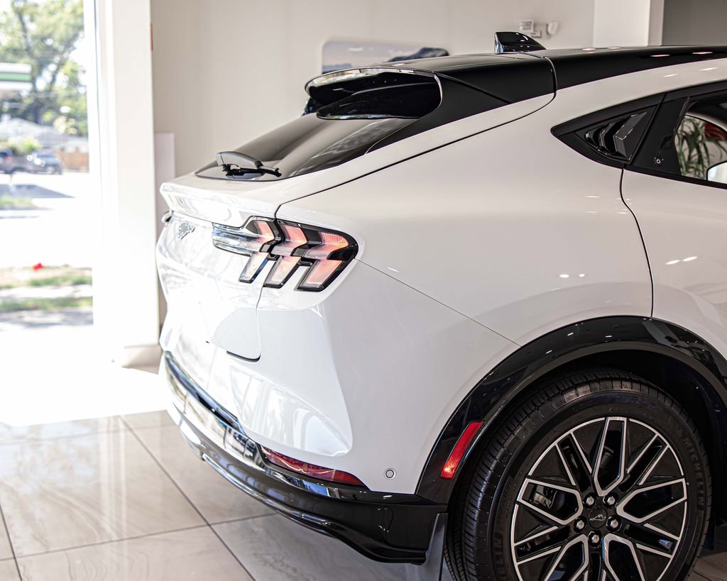 Used 2024 Ford Mustang Mach-E Premium AWD/4WD image 12