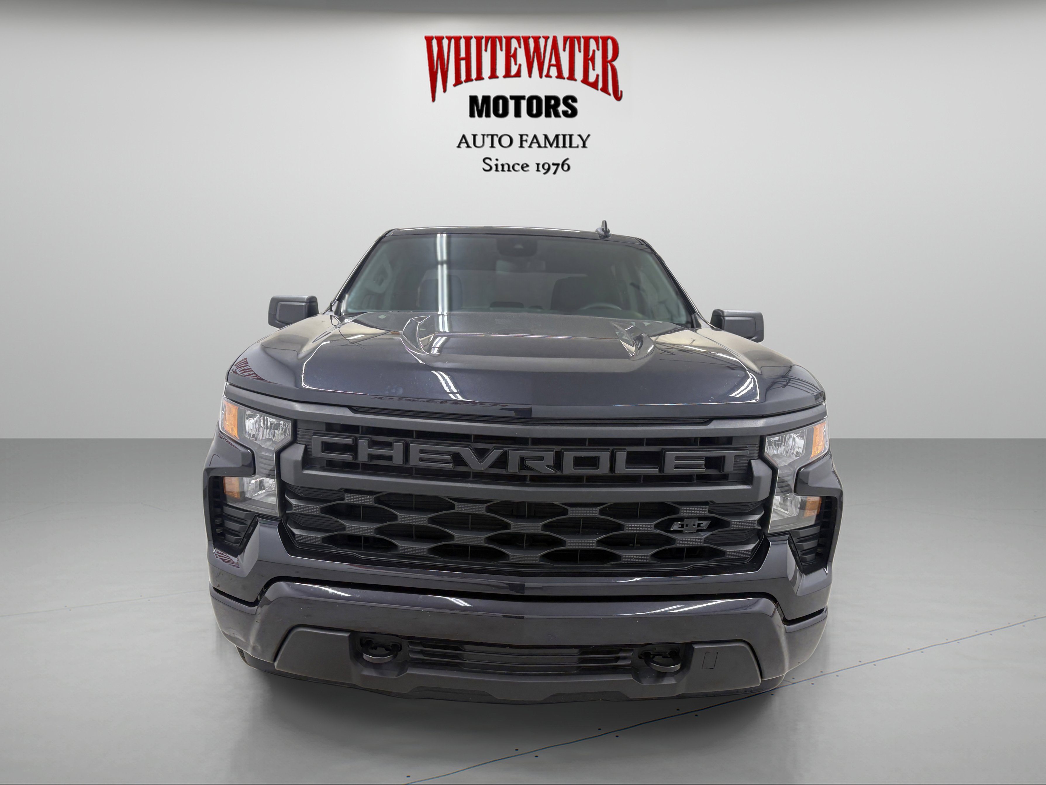 Used 2023 Chevrolet Silverado 1500 Custom w/ LPO, Dark Essentials Package image 6