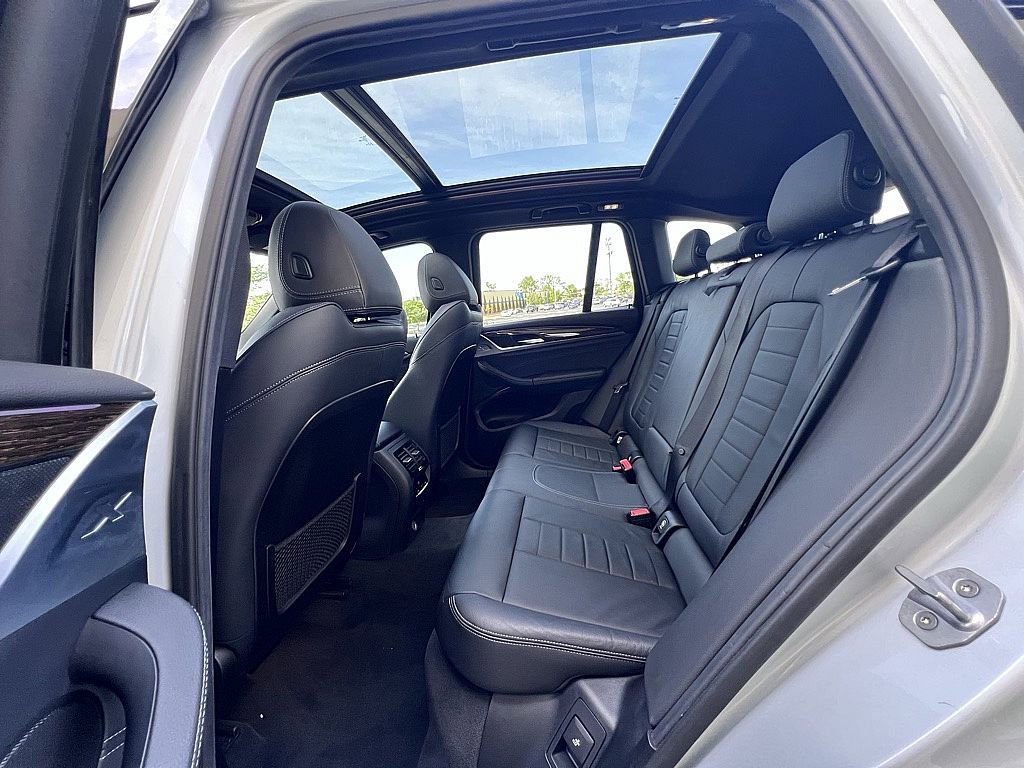Used 2019 BMW X3 xDrive30i w/ Premium Package AWD/4WD image 13