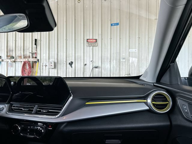 Used 2024 Chevrolet Trax LT FWD image 26