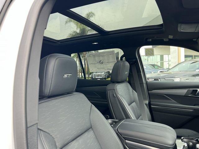 New 2026 Buick Enclave Sport Touring w/ Power Package FWD image 36