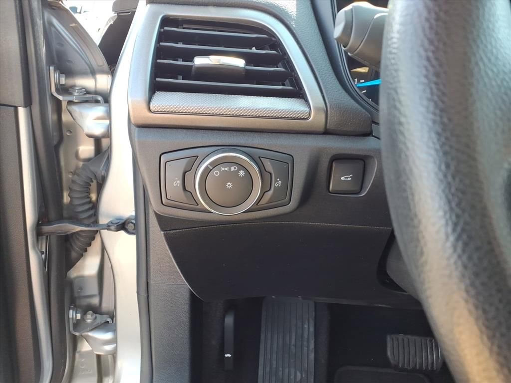 Used 2020 Ford Fusion S FWD image 18