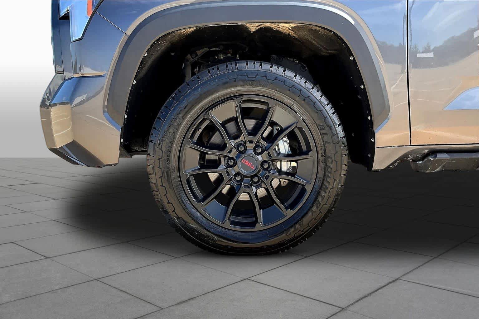 Used 2023 Toyota Tundra SR5 w/ SR5 Convenience Package AWD/4WD image 11