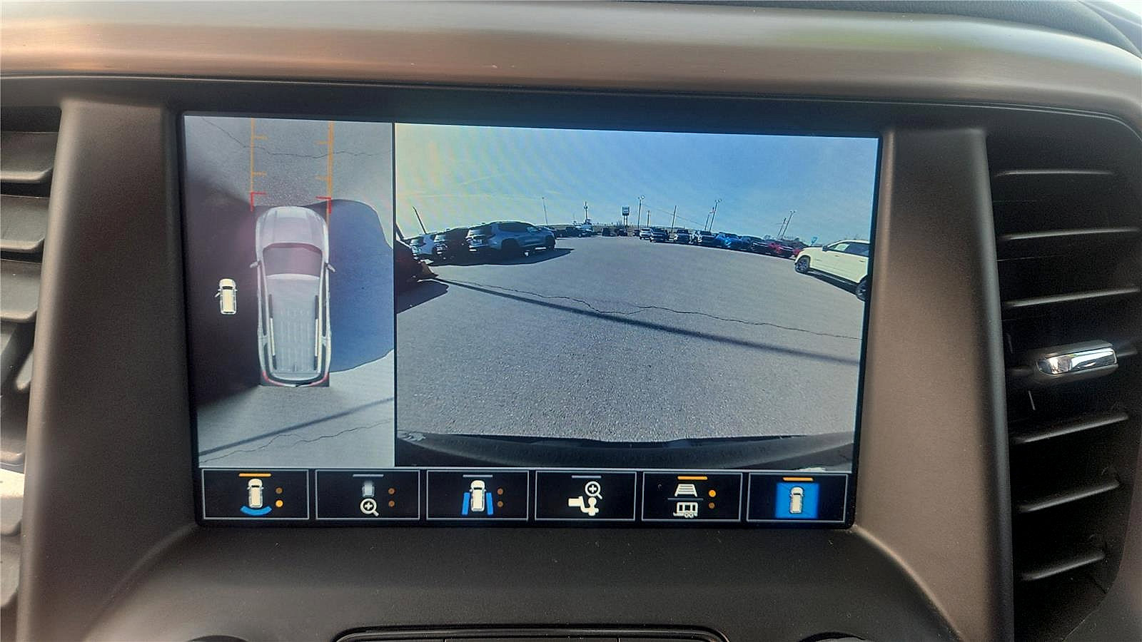 Used 2023 GMC Acadia Denali w/ Denali Ultimate Package AWD/4WD image 20