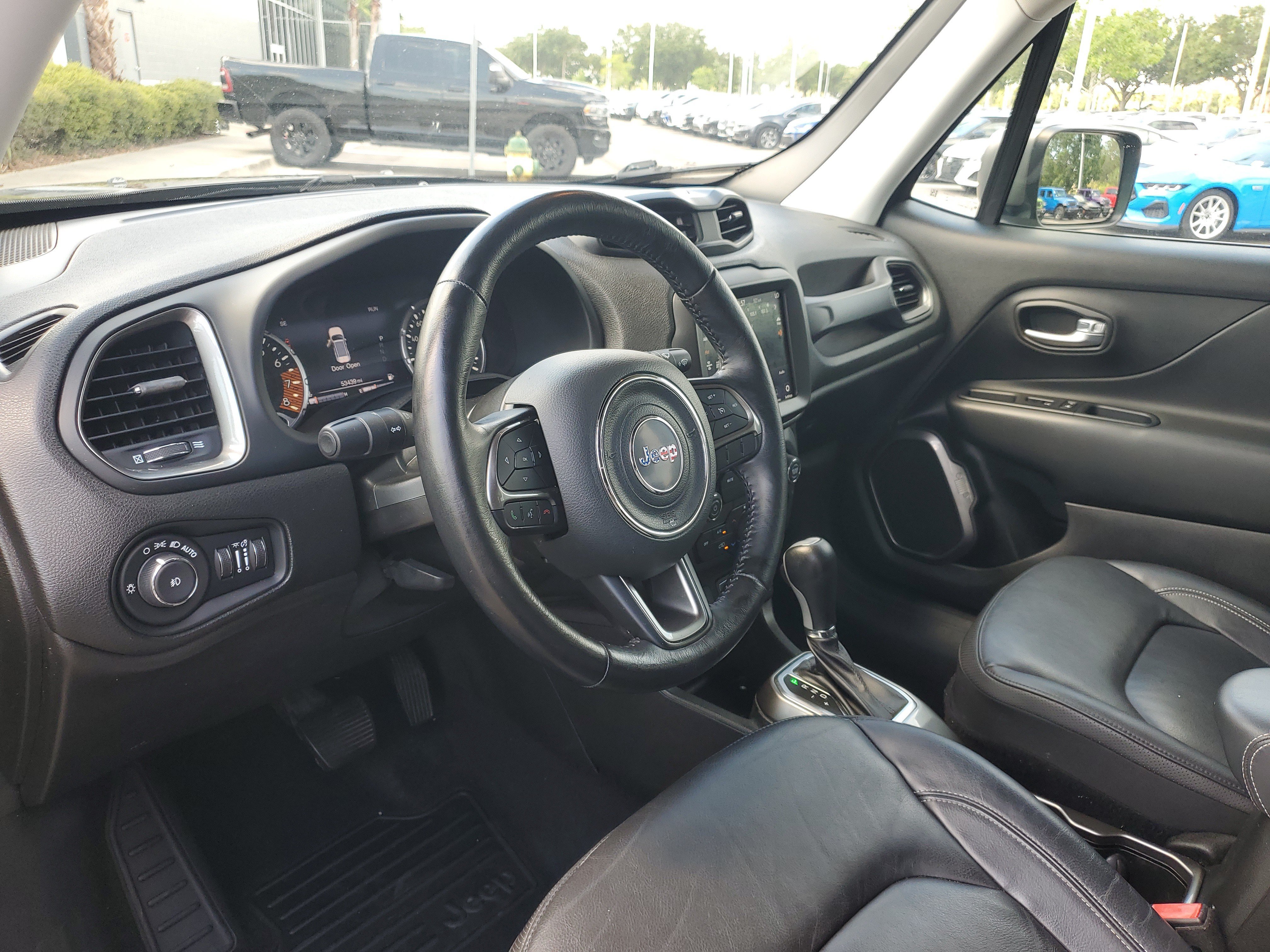 Used 2020 Jeep Renegade Limited w/ UConnect 8.4 Nav Group AWD/4WD image 11