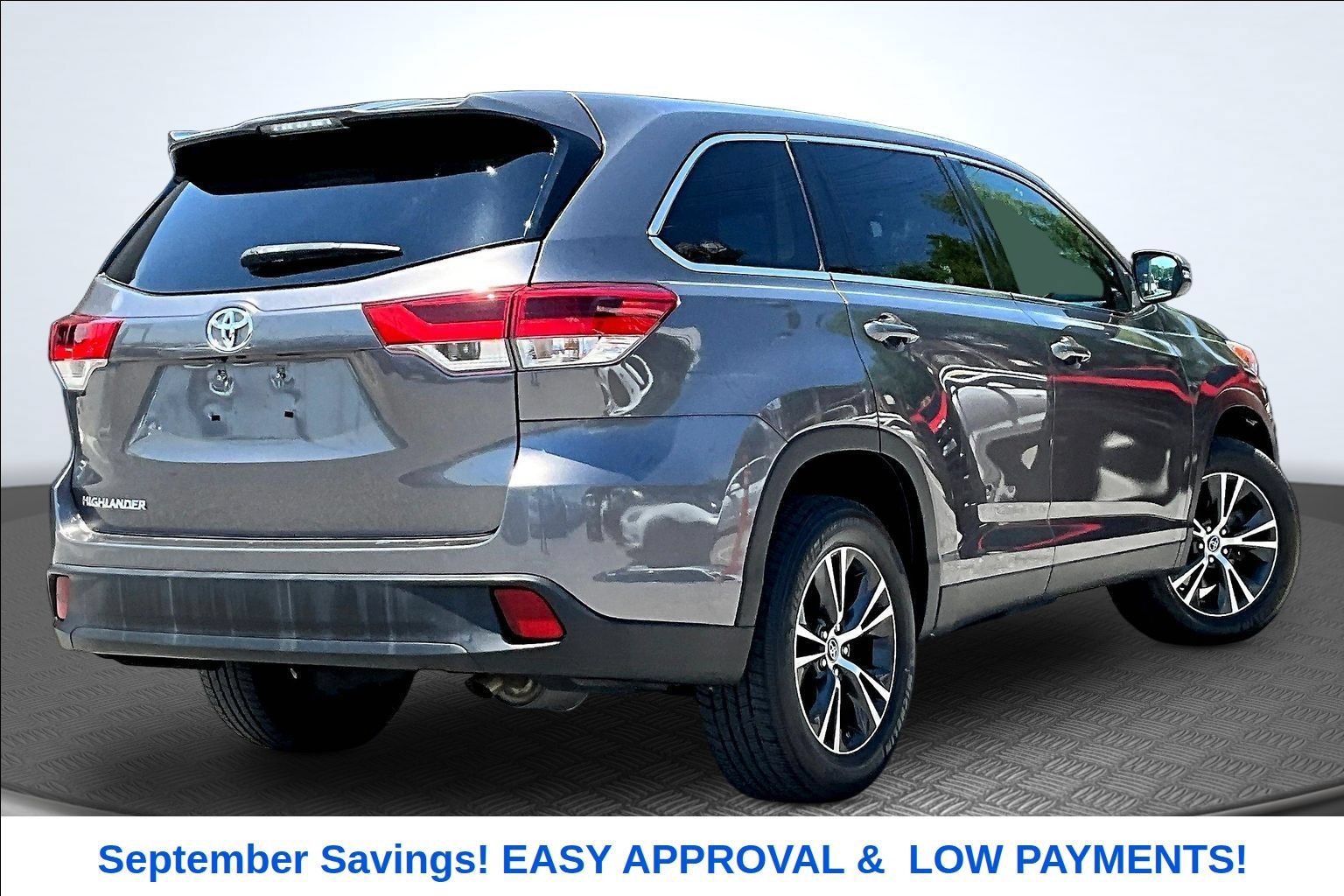 Used 2019 Toyota Highlander LE FWD image 7