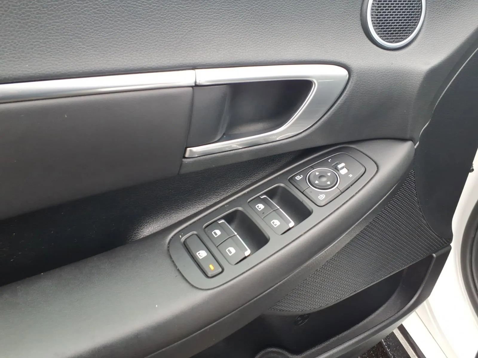 Used 2023 Hyundai Sonata SEL w/ Convenience Package FWD image 24