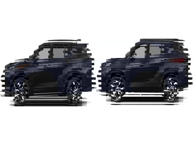 Used 2022 Toyota Highlander XLE image 3