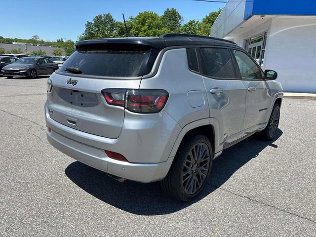 Used 2022 Jeep Compass High Altitude AWD/4WD image 3