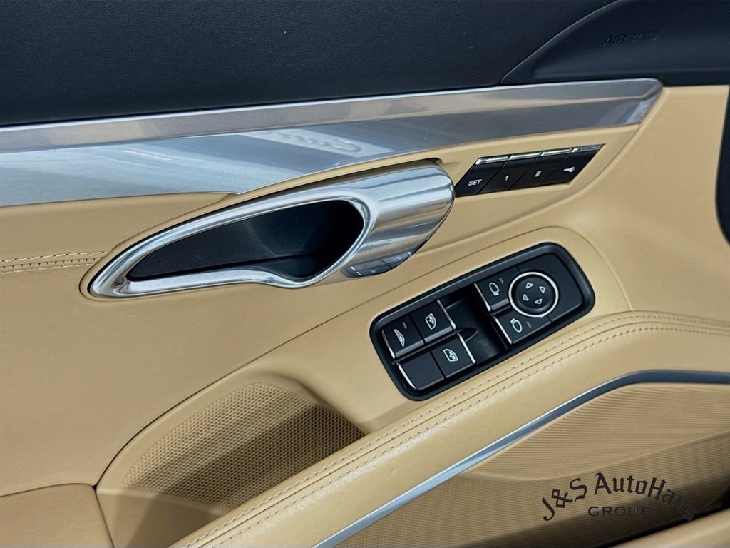 Used 2017 Porsche 911 Carrera image 24