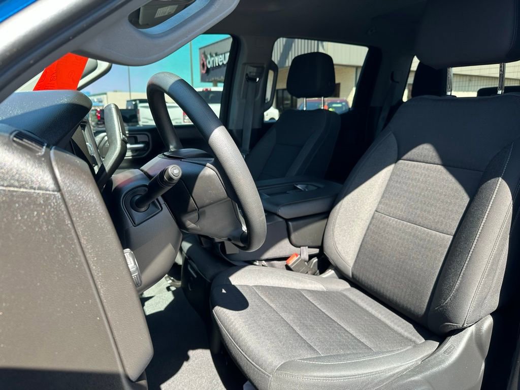 Used 2022 Chevrolet Silverado 1500 Custom image 14