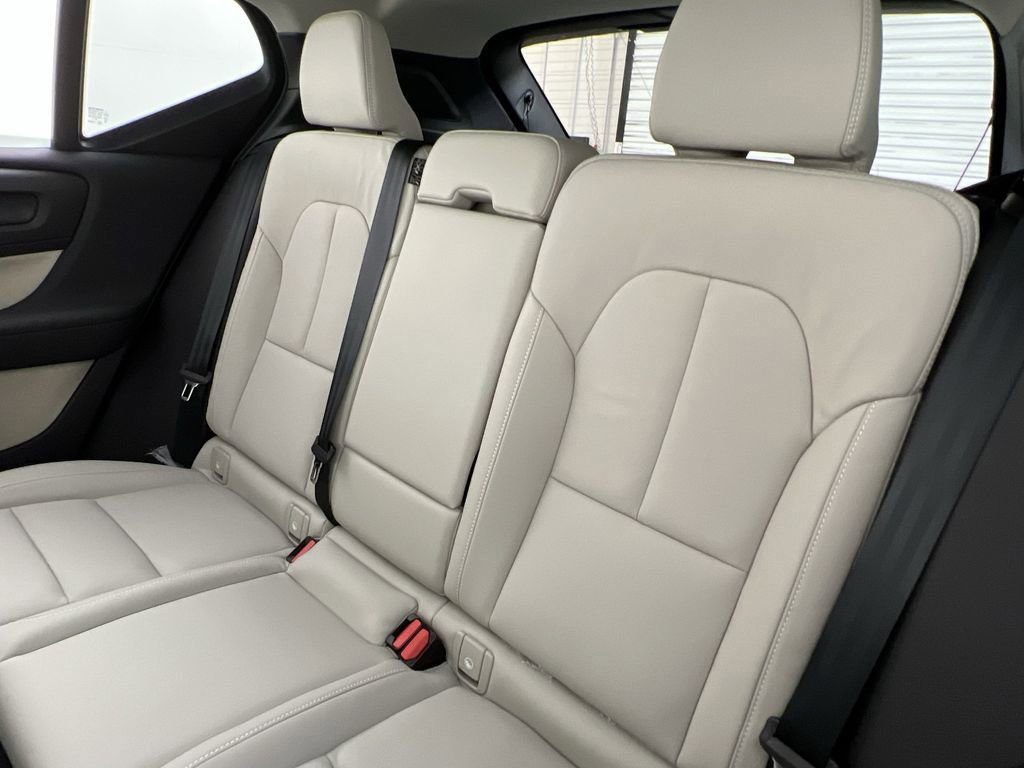 New 2026 Volvo XC40 B5 Plus w/ Protection Package Premier image 21