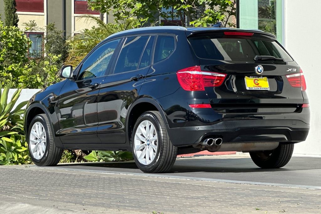 Used 2017 BMW X3 sDrive28i image 5