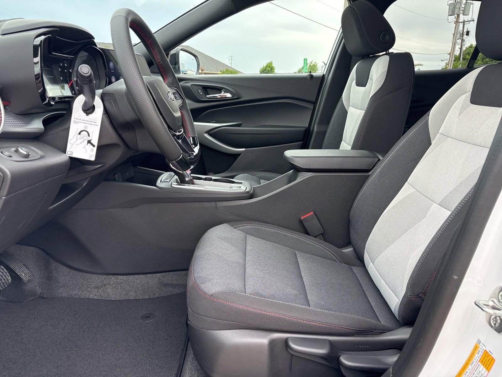 New 2026 Chevrolet Trax RS w/ Sunroof Package image 14