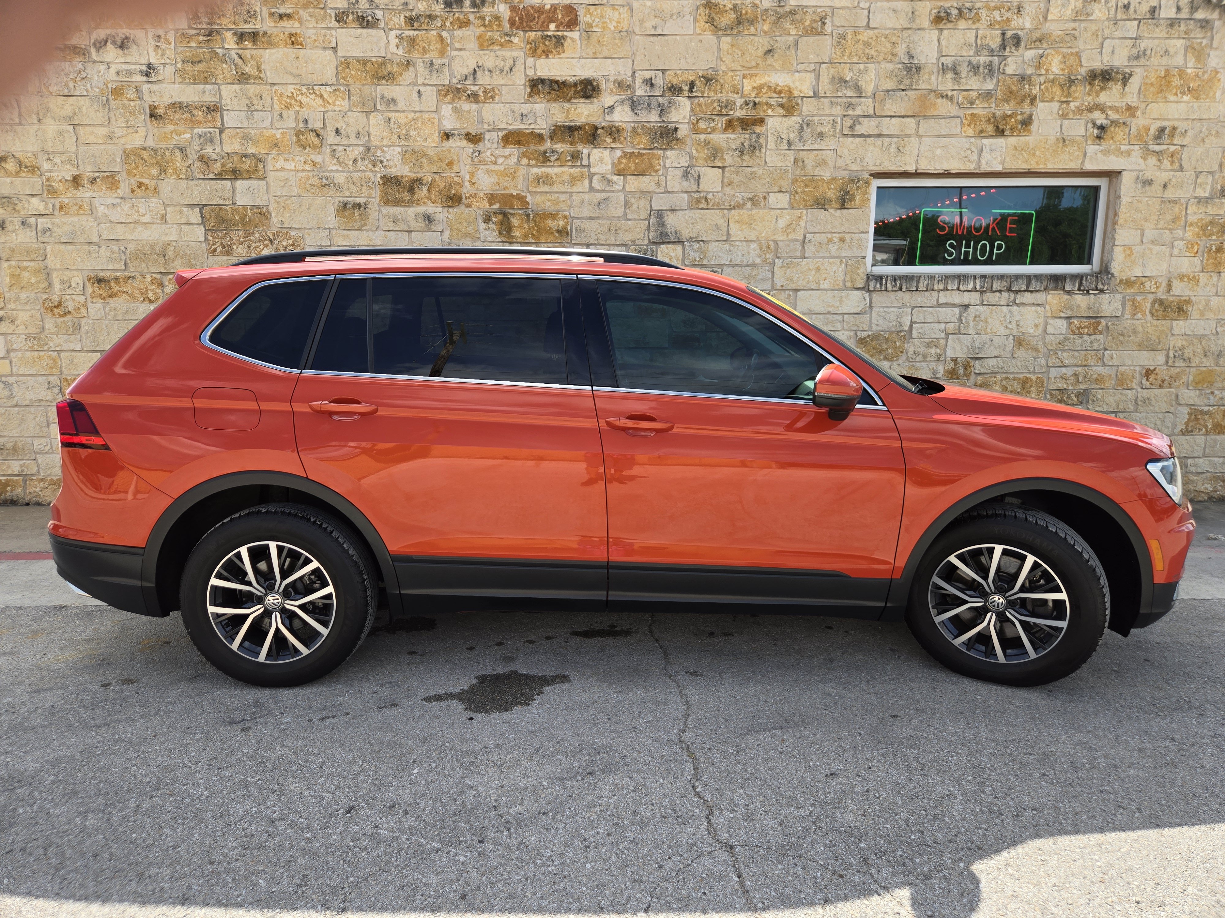 Used 2019 Volkswagen Tiguan SE FWD image 20