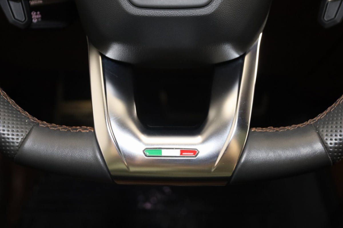 Used 2019 Lamborghini Urus image 65