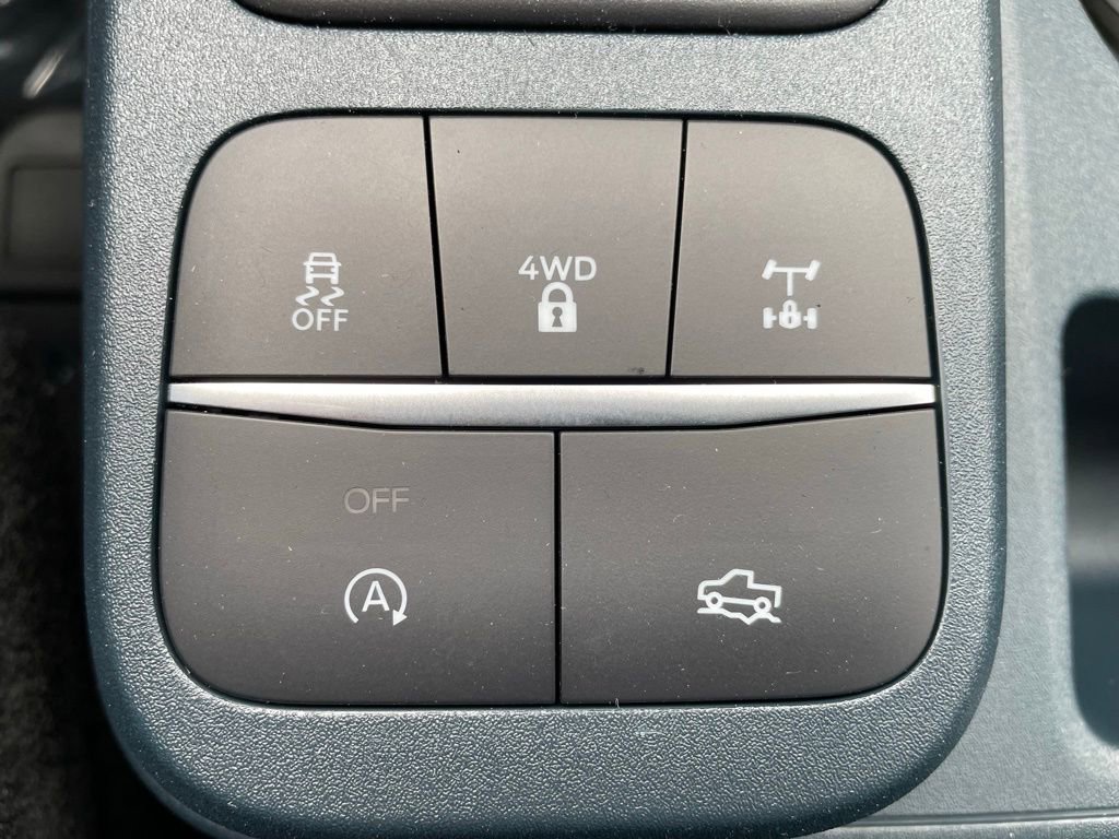 New 2026 Ford Maverick Tremor AWD/4WD image 17