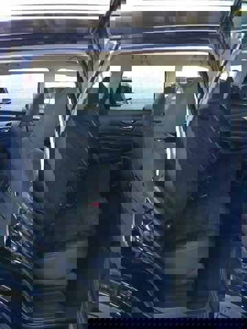 Used 2015 Nissan Rogue SV image 25