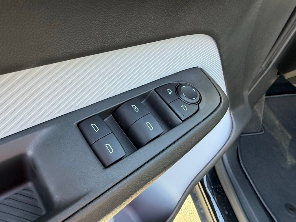 New 2027 Chevrolet Bolt LT w/ Comfort Package FWD image 20