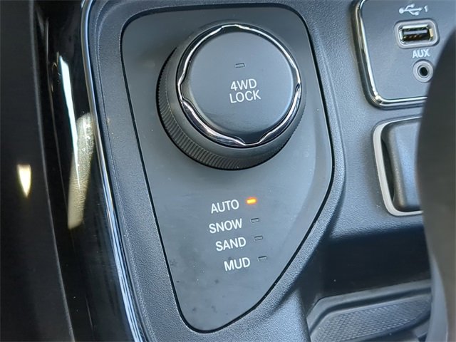 Used 2021 Jeep Compass Limited w/ Elite Interior Group image 27