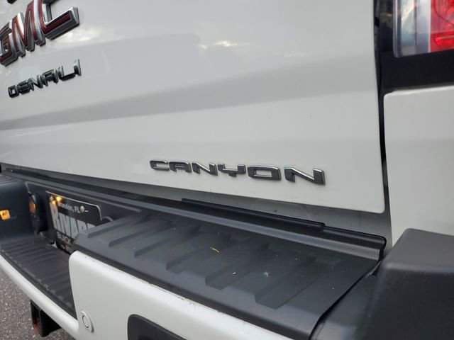 Used 2021 GMC Canyon Denali image 7