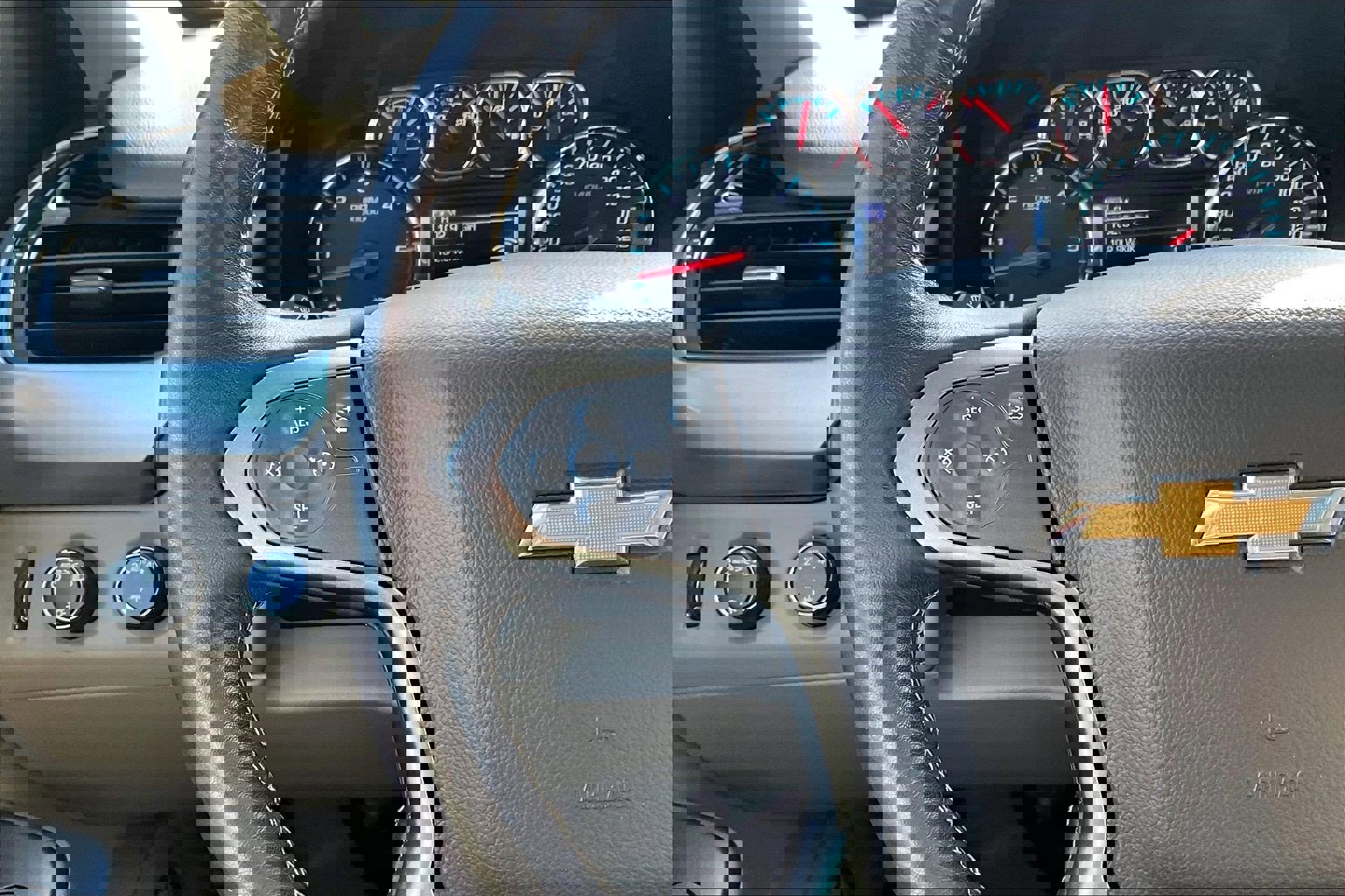 Used 2020 Chevrolet Tahoe LT image 24