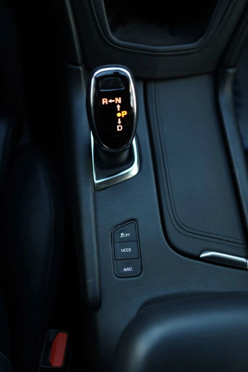 Used 2017 Cadillac XT5 Luxury w/ Driver Awareness Package AWD/4WD image 32