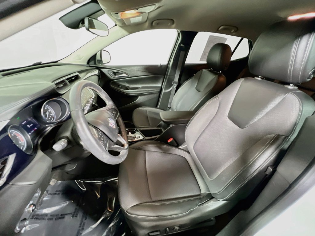 Used 2023 Buick Encore GX Select w/ Sport Touring Package AWD/4WD image 18