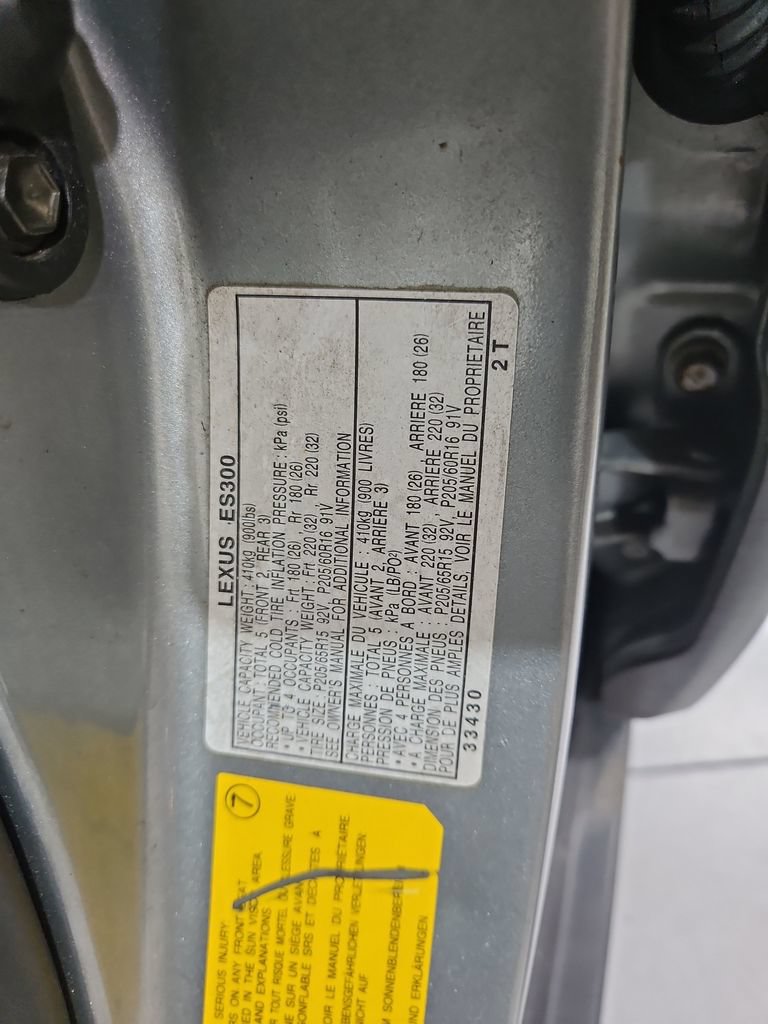 Used 2000 Lexus ES 330 w/ Lexus Value Pkg FWD image 29